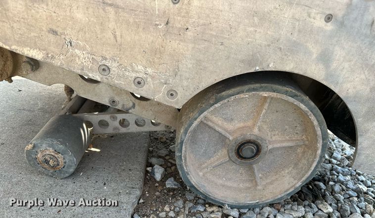 image for item LG9267 Soff-Cut GX-4200  concrete saw