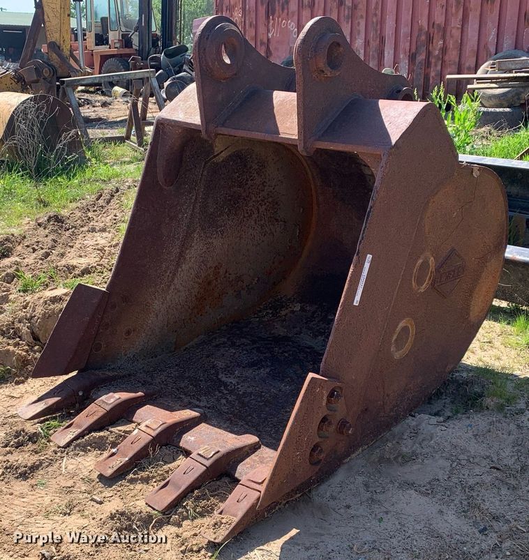 image for item LH9547 Hensley  excavator bucket
