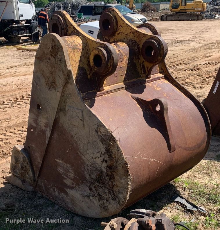 image for item LH9548 Caterpillar  excavator bucket