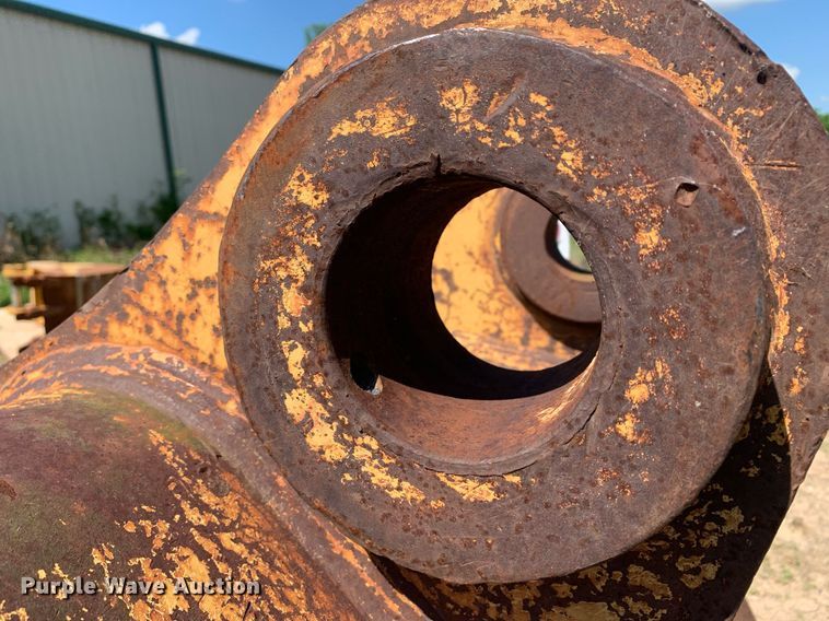 image for item LH9548 Caterpillar  excavator bucket