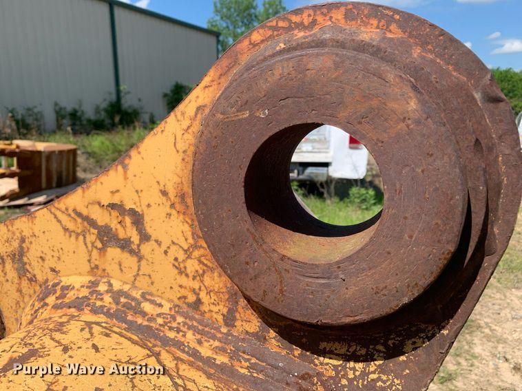 image for item LH9548 Caterpillar  excavator bucket