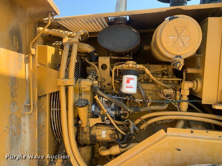 image for item LH9675 2001 Caterpillar CS433C  single drum vibratory roller