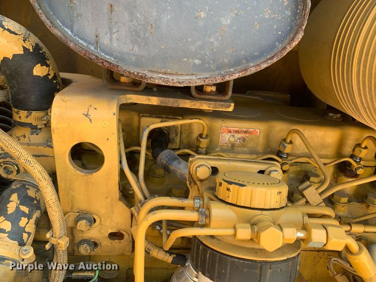 image for item LH9675 2001 Caterpillar CS433C  single drum vibratory roller