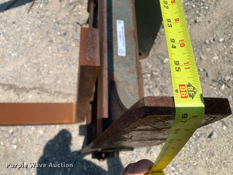 image for item LH9676 Pemberton KOMWA270  wheel loader forks