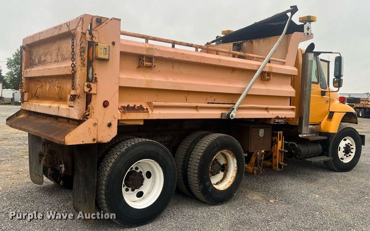image for item LI9702 2006 International 7500  dump truck