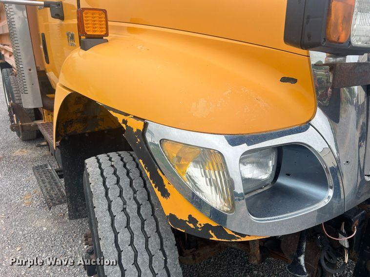 image for item LI9702 2006 International 7500  dump truck