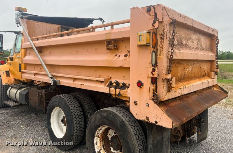 image for item LI9702 2006 International 7500  dump truck