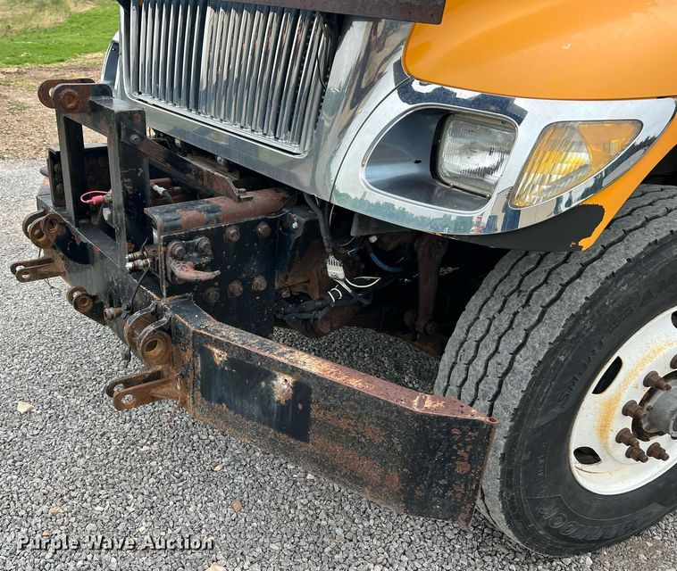 image for item LI9702 2006 International 7500  dump truck