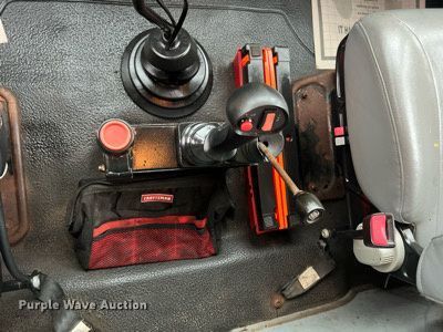 image for item LI9702 2006 International 7500  dump truck