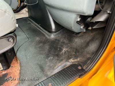 image for item LI9702 2006 International 7500  dump truck