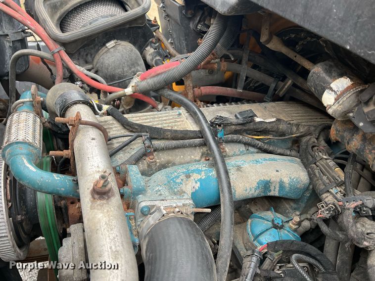 image for item LI9702 2006 International 7500  dump truck