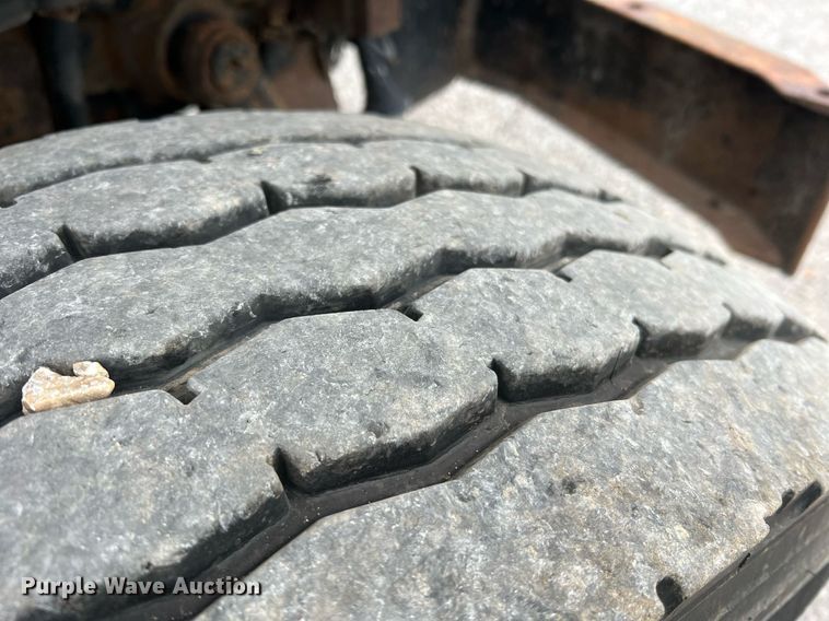 image for item LI9702 2006 International 7500  dump truck