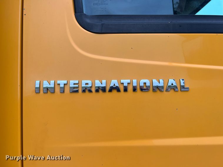 image for item LI9702 2006 International 7500  dump truck
