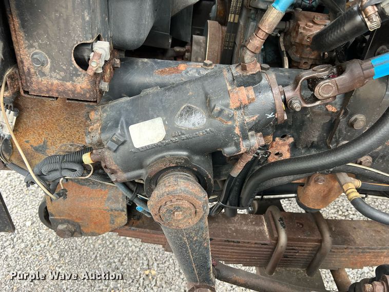 image for item LI9703 2005 International 7400  dump truck