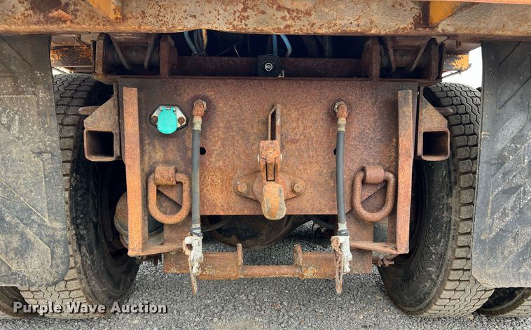 image for item LI9704 2006 International 7400  dump truck