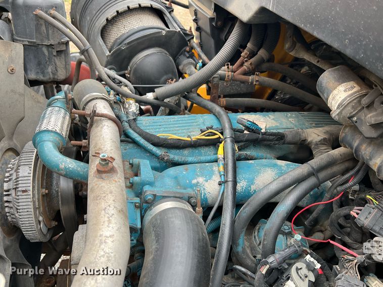 image for item LI9704 2006 International 7400  dump truck