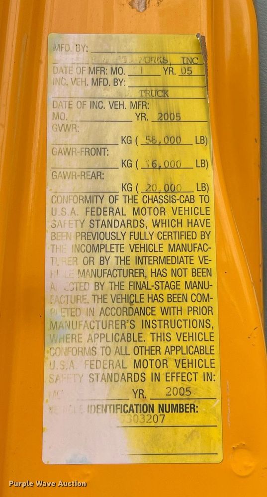 image for item LI9704 2006 International 7400  dump truck