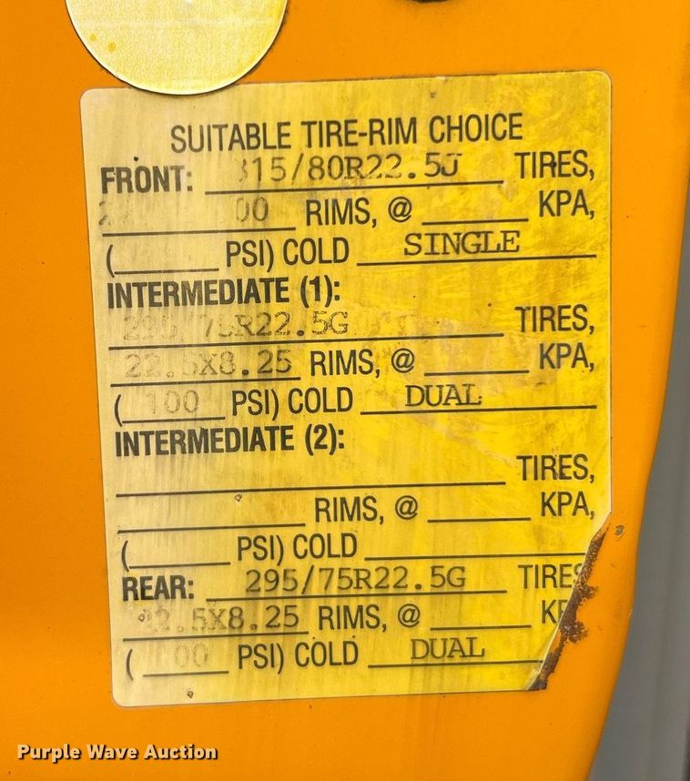 image for item LI9704 2006 International 7400  dump truck