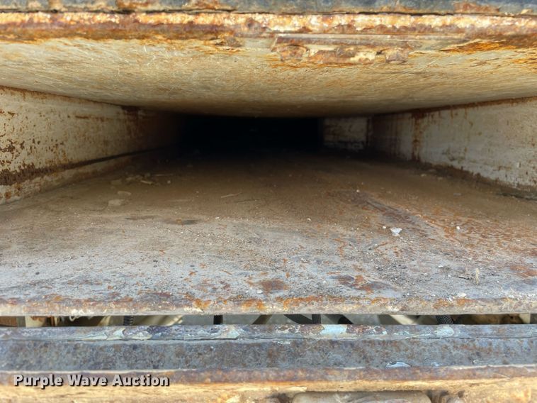 image for item LJ9723 2015 International DuraStar 4400  digger derrick truck