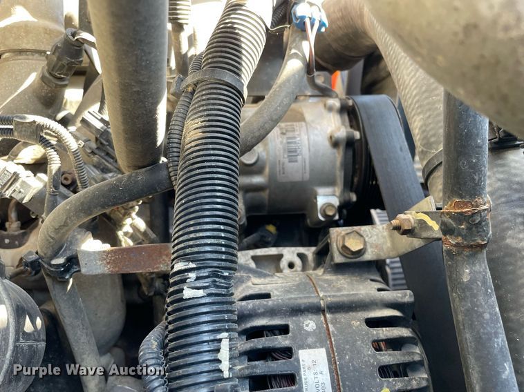 image for item LJ9723 2015 International DuraStar 4400  digger derrick truck