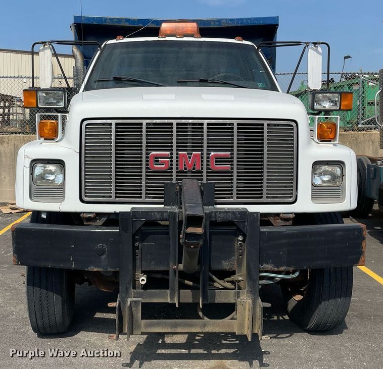 image for item LJ9732 2000 GMC C8500 dump truck