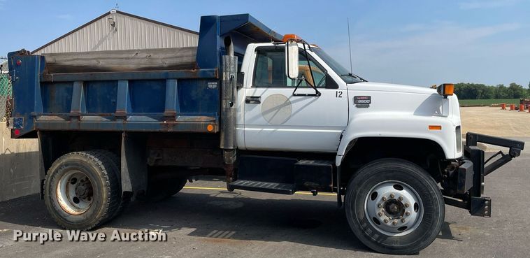 image for item LJ9732 2000 GMC C8500 dump truck