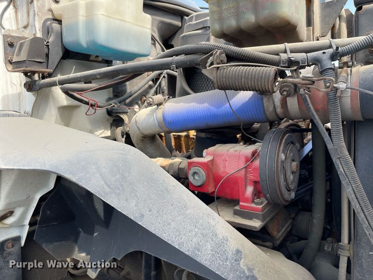 image for item LJ9732 2000 GMC C8500 dump truck