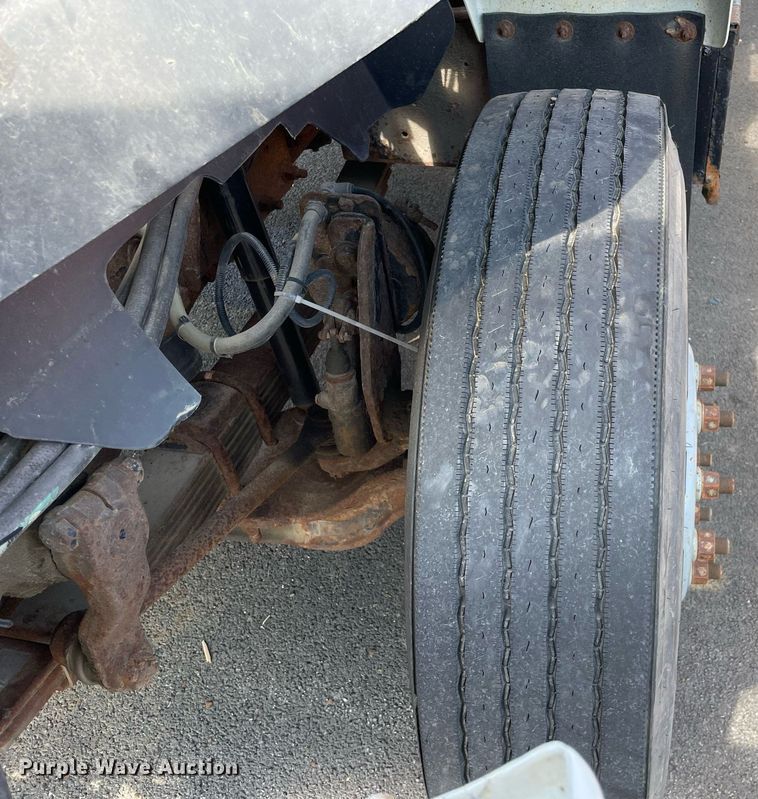 image for item LJ9732 2000 GMC C8500 dump truck