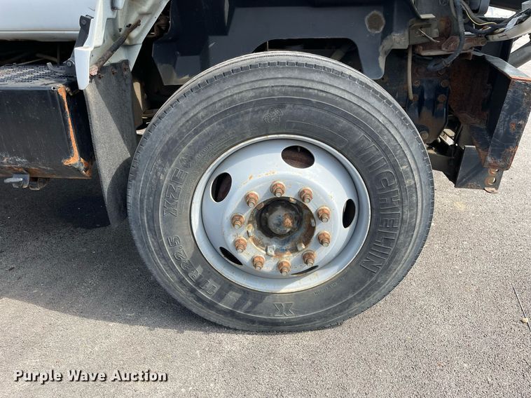 image for item LJ9732 2000 GMC C8500 dump truck