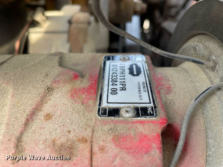 image for item LJ9732 2000 GMC C8500 dump truck