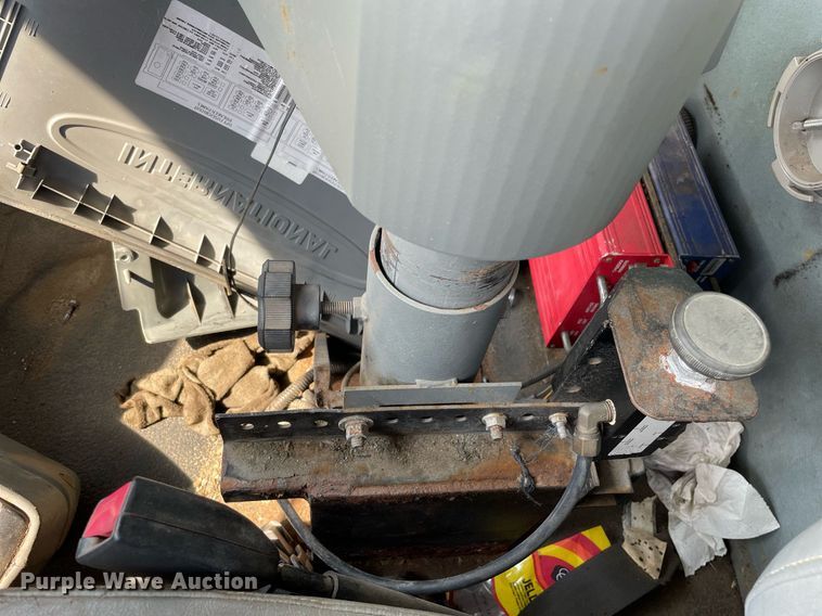 image for item LJ9734 2006 International 7400  dump truck