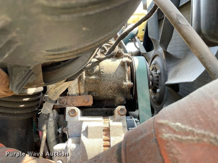 image for item LJ9734 2006 International 7400  dump truck