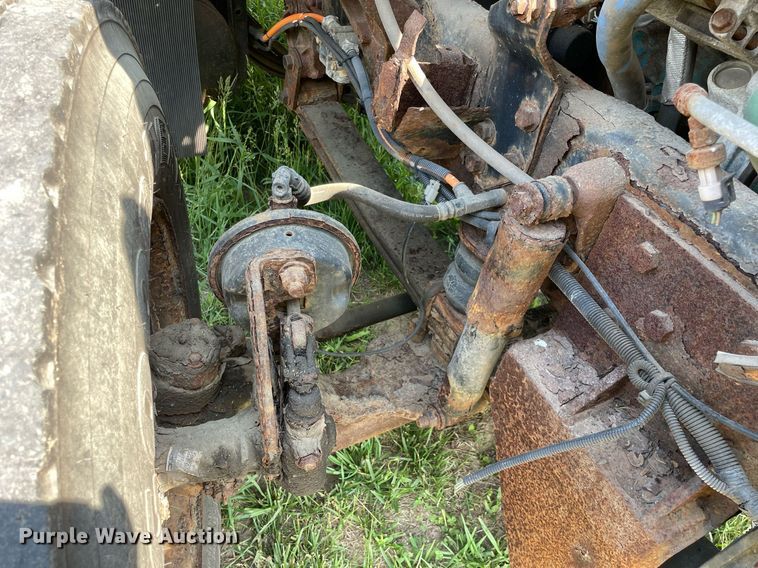 image for item LJ9734 2006 International 7400  dump truck