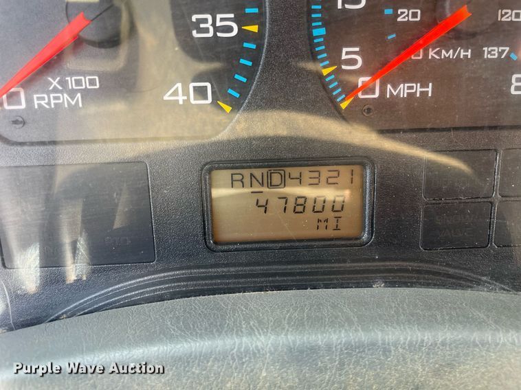 image for item LJ9735 2006 International 7400  dump truck