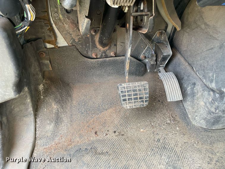 image for item LJ9736 2006 International 7400  dump truck