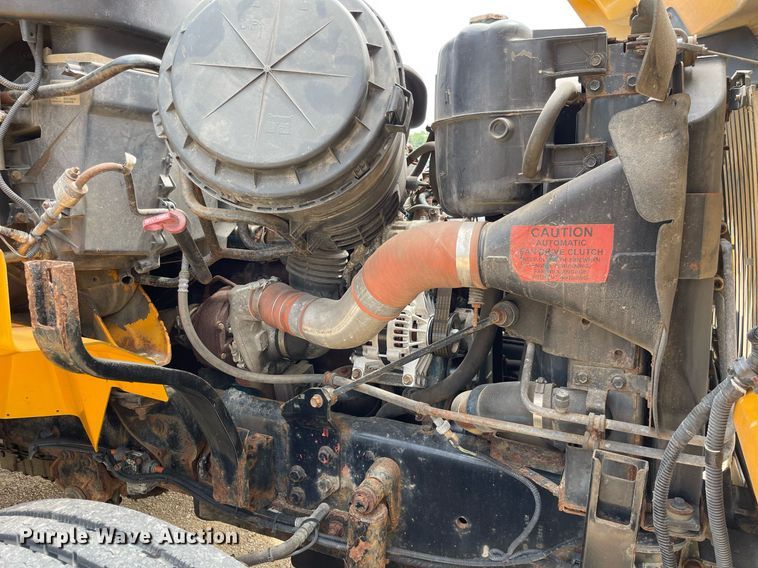 image for item LJ9737 2005 International 7400  dump truck