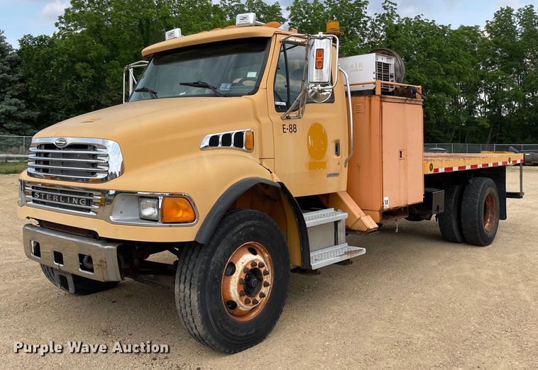 image for item LJ9739 2004 Sterling Acterra  flatbed truck