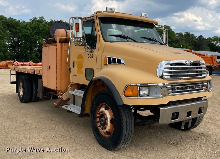 image for item LJ9739 2004 Sterling Acterra  flatbed truck