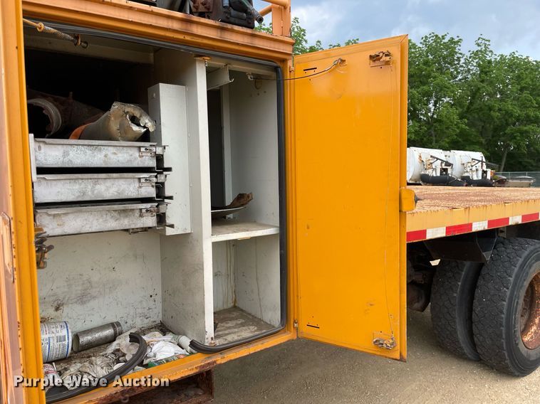 image for item LJ9739 2004 Sterling Acterra  flatbed truck