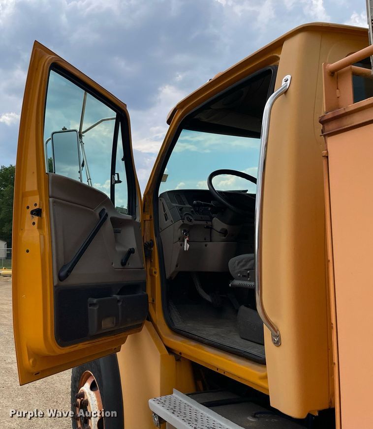 image for item LJ9739 2004 Sterling Acterra  flatbed truck