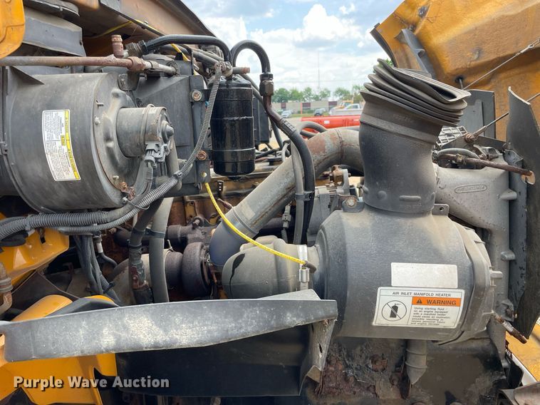 image for item LJ9739 2004 Sterling Acterra  flatbed truck