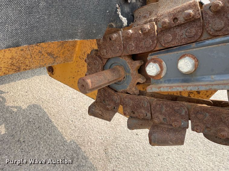 image for item LJ9755 2000 Case Maxi Sneaker Series C  trencher