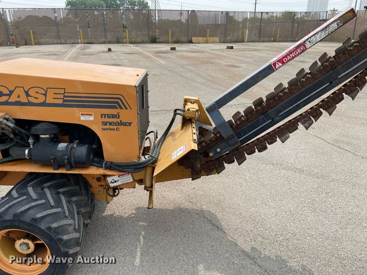 image for item LJ9755 2000 Case Maxi Sneaker Series C  trencher