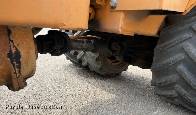 image for item LJ9755 2000 Case Maxi Sneaker Series C  trencher