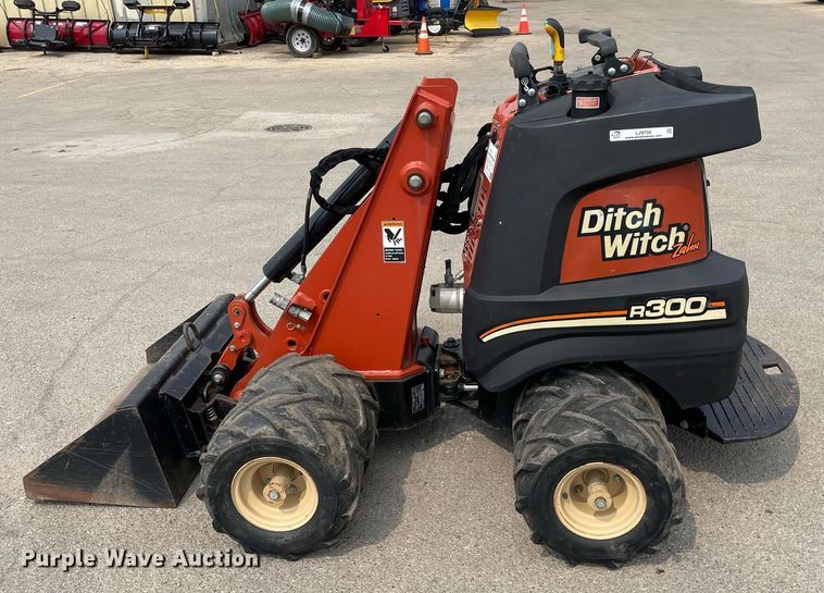 image for item LJ9756 2008 Ditch Witch Zahn R300  compact utility loader