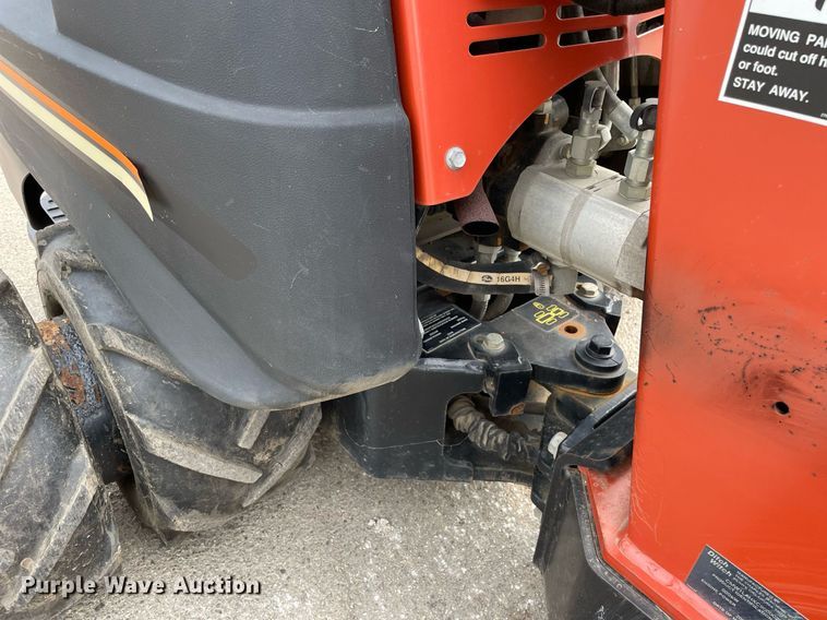 image for item LJ9756 2008 Ditch Witch Zahn R300  compact utility loader