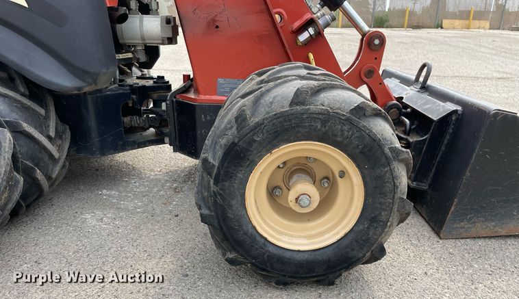 image for item LJ9756 2008 Ditch Witch Zahn R300  compact utility loader