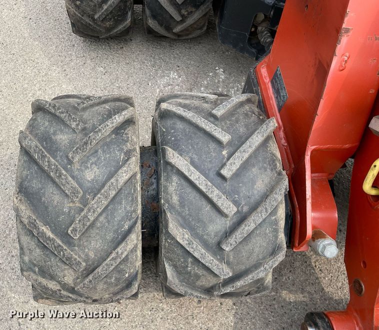 image for item LJ9756 2008 Ditch Witch Zahn R300  compact utility loader