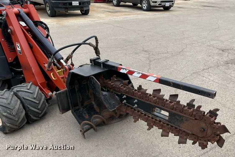 image for item LJ9756 2008 Ditch Witch Zahn R300  compact utility loader
