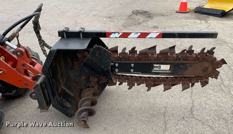 image for item LJ9756 2008 Ditch Witch Zahn R300  compact utility loader